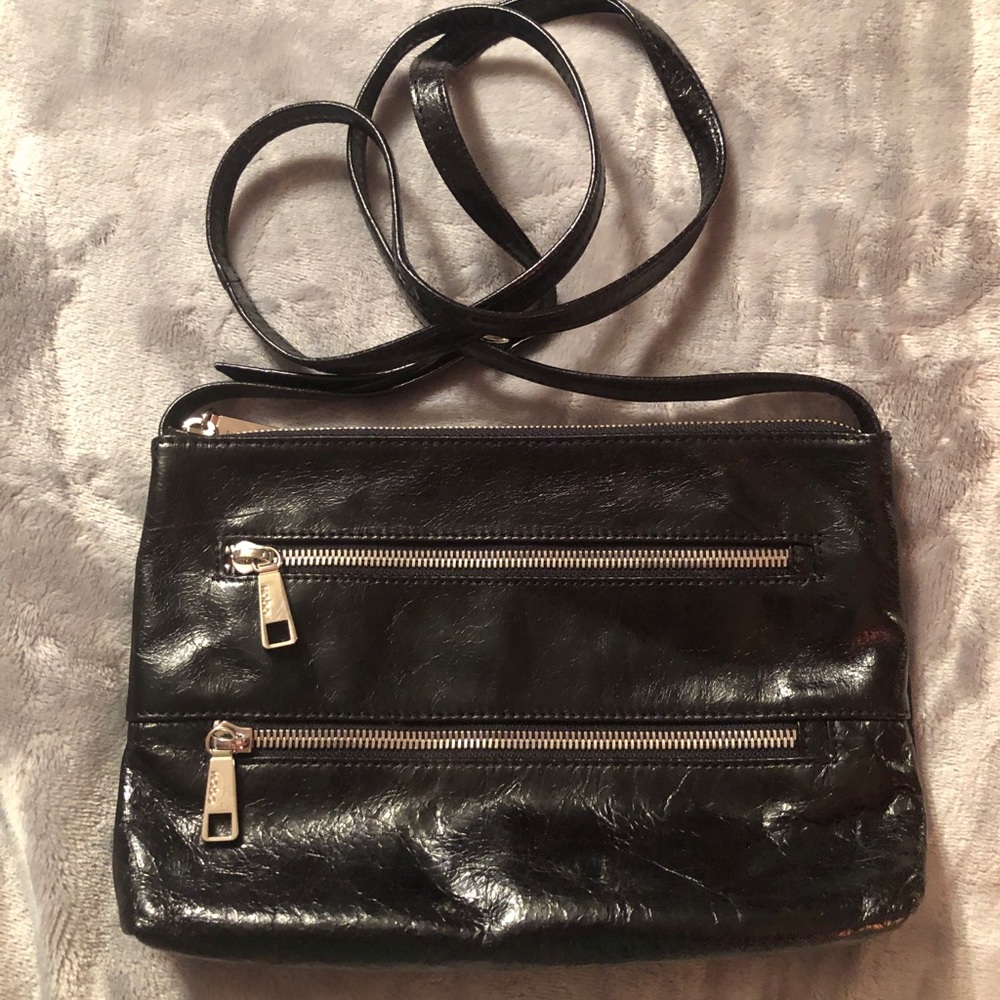 Hobo Mara Crossbody